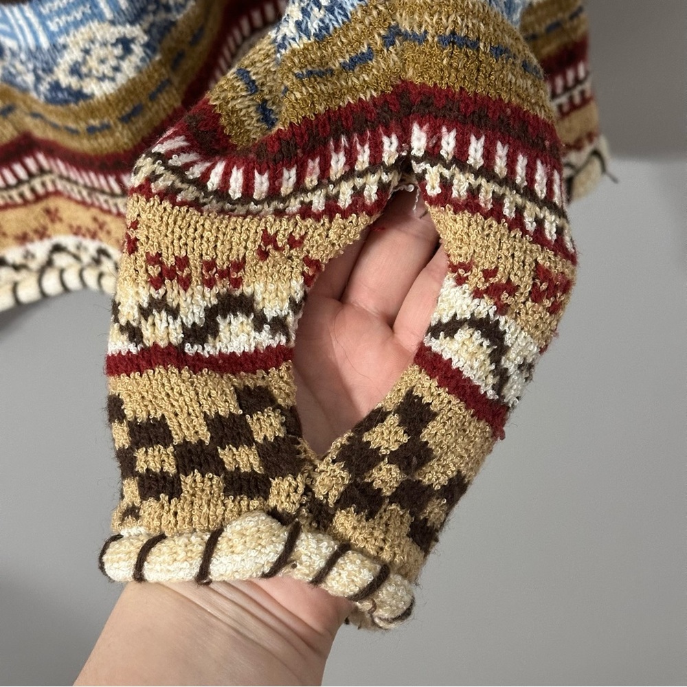 Multicolor Patterned Women's Sweater - Picture 6 of 6